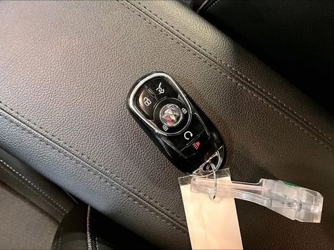 Used 2023 Buick Encore GX Select w/ Sport Touring Package image 34