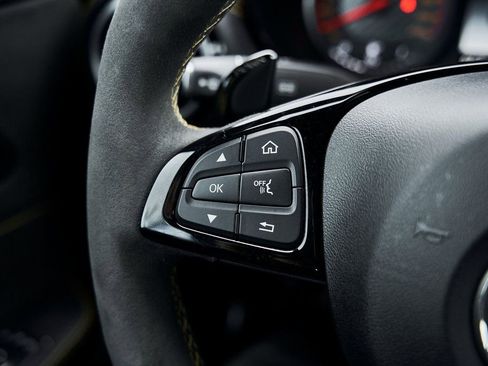 Used 2019 Mercedes-Benz AMG GT R image 62