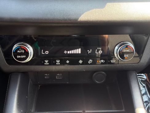 Used 2022 Mitsubishi Outlander ES AWD/4WD image 33