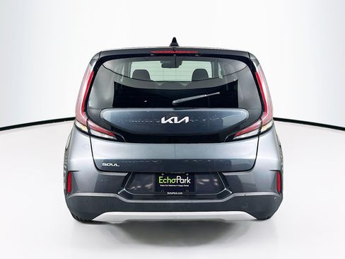 Used 2023 Kia Soul LX w/ Option Group 015 FWD image 7