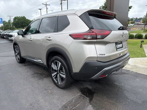 Used 2023 Nissan Rogue SL w/ SL Premium Package AWD/4WD image 6
