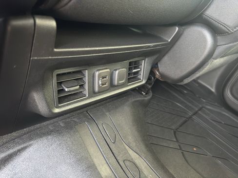 Used 2019 Chevrolet Silverado 1500 LT w/ All-Star Edition image 20