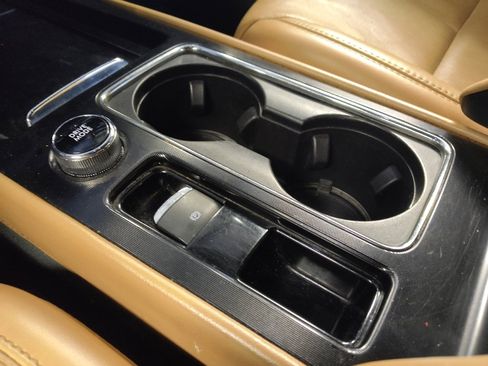 Used 2020 Lincoln Corsair Reserve FWD image 26