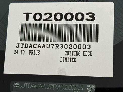 Certified 2024 Toyota Prius Limited w/ Limited Premium Package FWD image 63