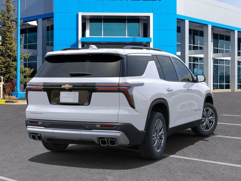 New 2025 Chevrolet Traverse LT w/ LPO, Floor Liner Package image 28