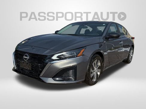 Certified 2025 Nissan Altima 2.5 S image 1