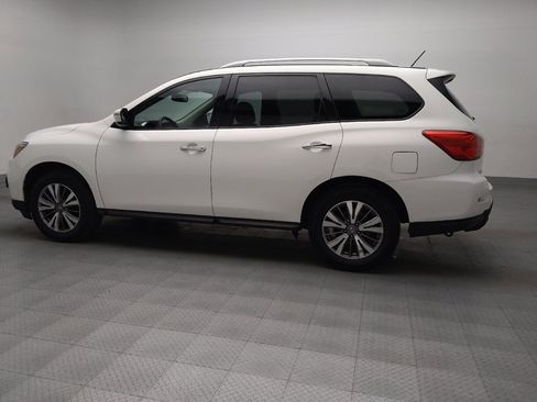 Used 2018 Nissan Pathfinder SV AWD/4WD image 3