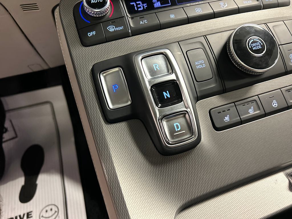 Used 2022 Hyundai Palisade Limited FWD image 18