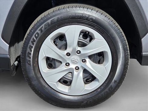 Used 2024 Toyota RAV4 LE image 23