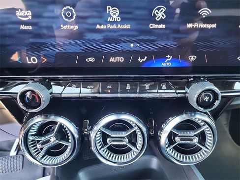 New 2025 Chevrolet Blazer EV LT w/ Super Cruise Package image 19