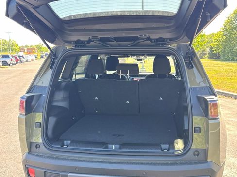 New 2026 Jeep Cherokee Laredo AWD/4WD image 40