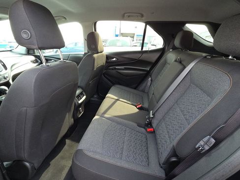Used 2024 Chevrolet Equinox LT image 28