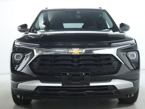 Used 2025 Chevrolet TrailBlazer LT image 6