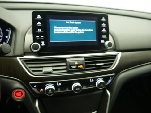 Used 2018 Honda Accord EX-L image 32