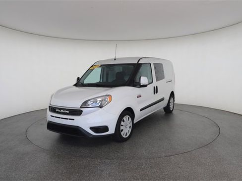 Used 2019 RAM ProMaster City Tradesman SLT image 2