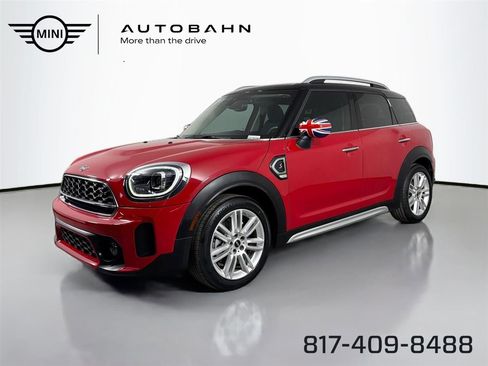 Used 2024 MINI Cooper Countryman S image 1