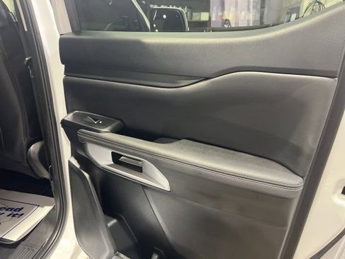 Used 2024 Ford Ranger Lariat w/ FX4 Off-Road Package image 12