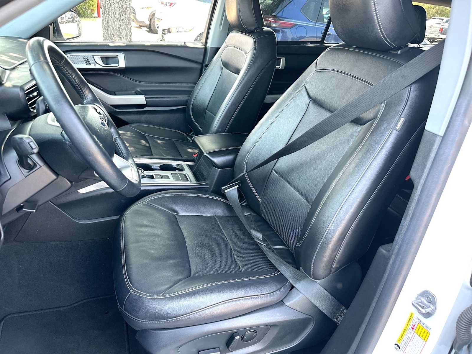 Used 2023 Ford Explorer Limited RWD image 17