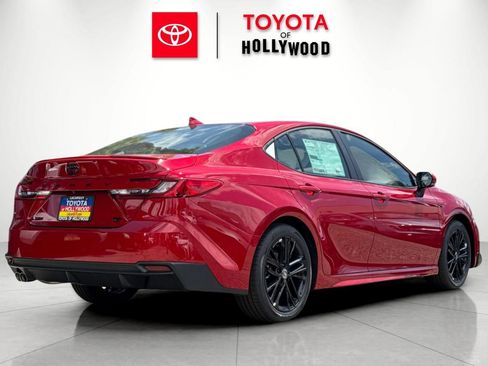New 2026 Toyota Camry SE FWD image 4