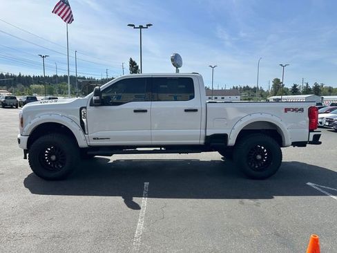 Used 2024 Ford F350 XLT w/ FX4 Off-Road Package AWD/4WD image 5