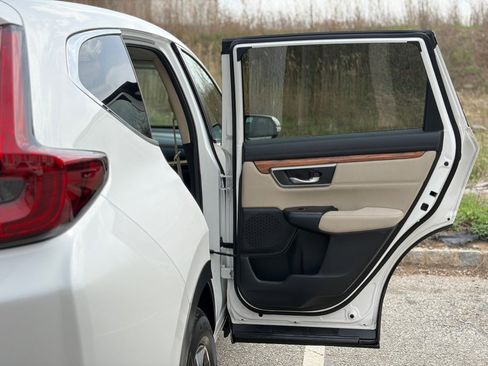 Used 2020 Honda CR-V EX image 17