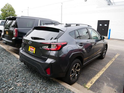 Used 2024 Subaru Crosstrek 2.0i Premium AWD/4WD image 5