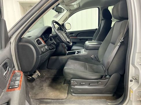 Used 2011 Chevrolet Tahoe LS AWD/4WD image 18