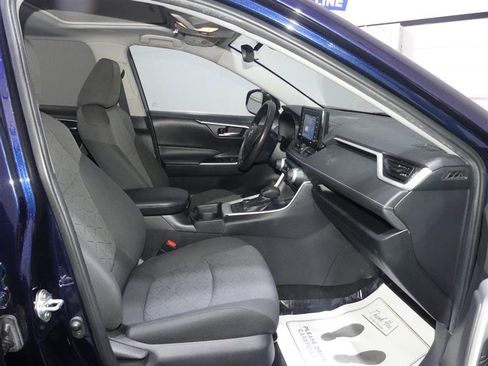 Used 2020 Toyota RAV4 XLE w/ Convenience Package AWD/4WD image 22