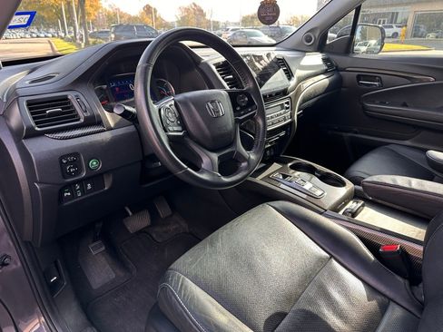 Used 2021 Honda Pilot Elite image 25