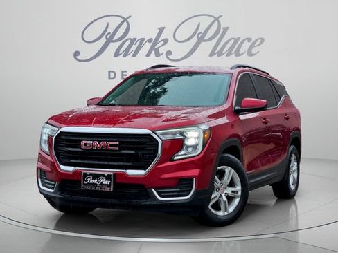 Used 2023 GMC Terrain SLE w/ Driver Convenience Package FWD image 1