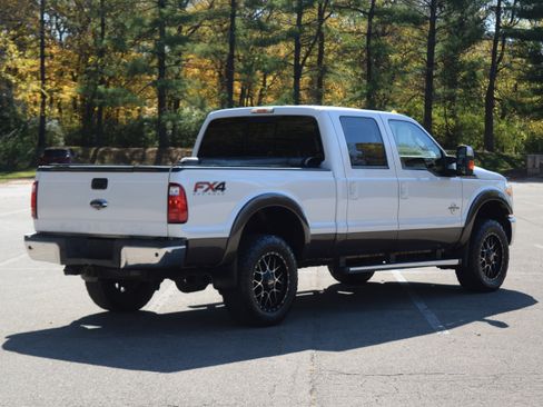 Used 2016 Ford F250 Lariat w/ Lariat Ultimate Package image 25