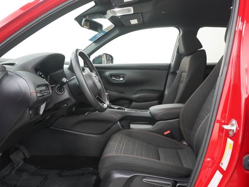 Used 2025 Honda HR-V Sport image 20