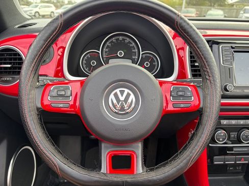 Used 2018 Volkswagen Beetle 2.0T S image 11