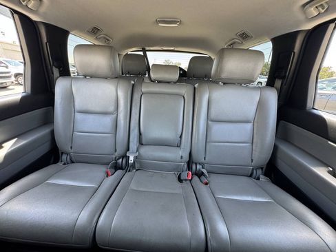 Used 2012 Toyota Sequoia SR5 AWD/4WD image 37