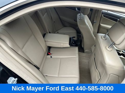 Used 2013 Mercedes-Benz C 300 4MATIC Sedan image 13