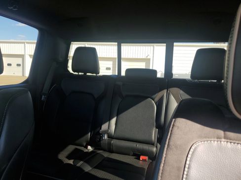 Used 2021 RAM 1500 Laramie image 28