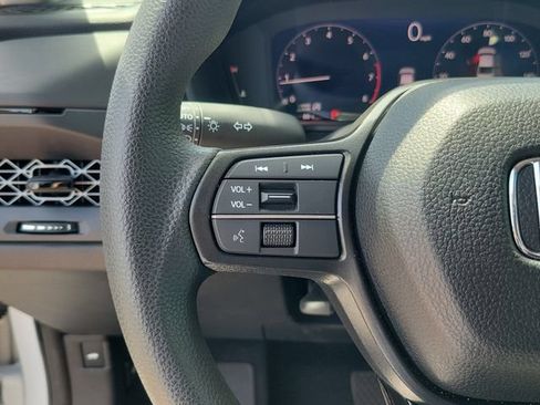 Certified 2025 Honda Accord LX image 14
