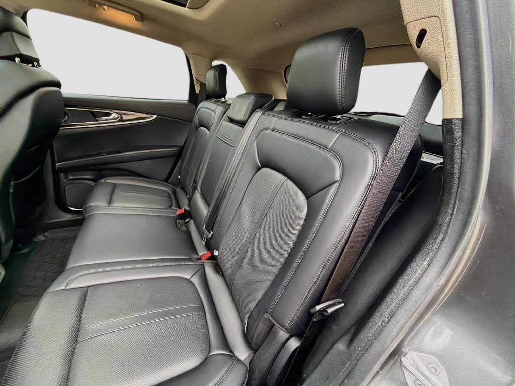 Used 2023 Lincoln Nautilus Reserve w/ Equipment Group 201A AWD/4WD image 28