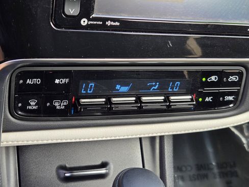 Used 2017 Toyota Corolla iM w/ All-Weather Mat Package FWD image 19