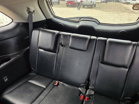 Used 2017 Toyota Highlander Limited AWD/4WD image 11