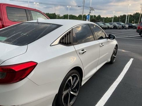 Used 2020 Honda Accord LX image 5