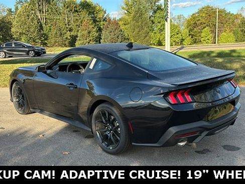 New 2025 Ford Mustang Premium image 4