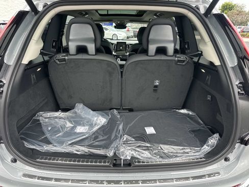 New 2026 Volvo XC90 B6 Plus image 19