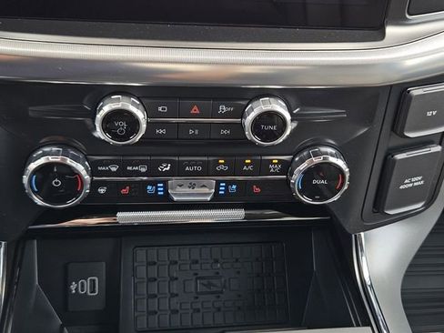 New 2025 Ford F150 Lariat w/ Equipment Group 501A Mid image 18