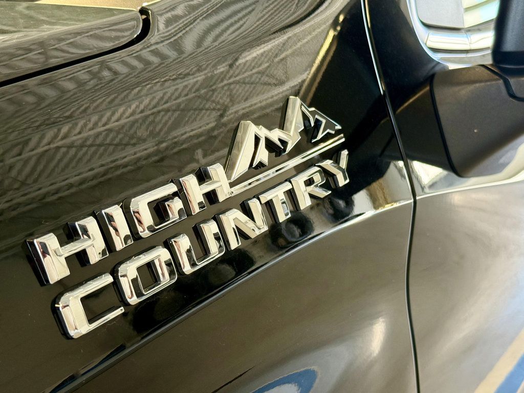 Used 2023 Chevrolet Silverado 1500 High Country w/ Technology Package AWD/4WD image 29