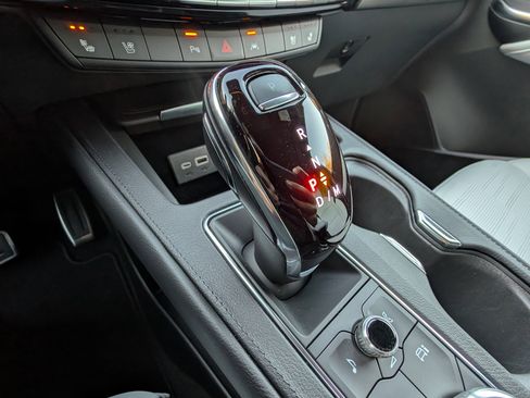 Used 2024 Cadillac XT4 Sport image 30