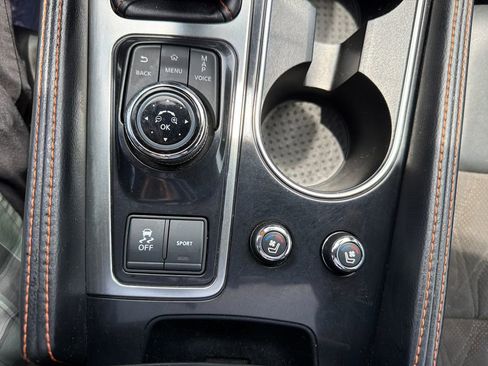 Used 2022 Nissan Maxima SR w/ Sport Mat Group FWD image 30