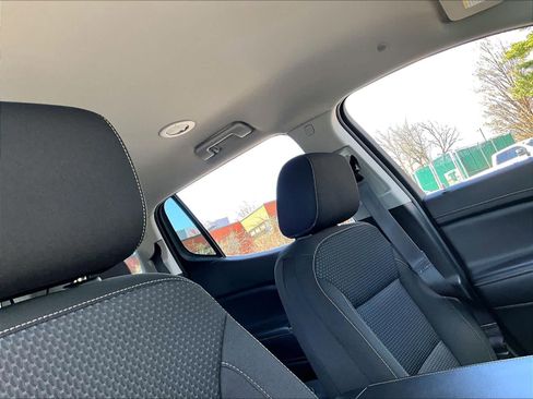 Used 2023 GMC Acadia SLE w/ Driver Convenience Package AWD/4WD image 23