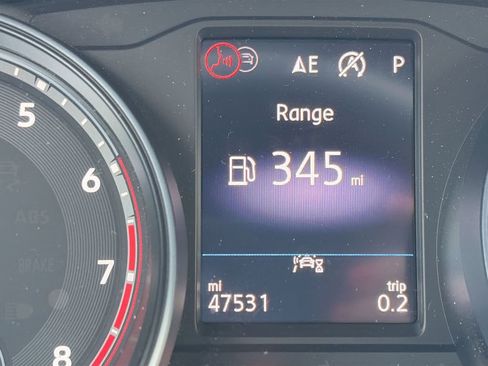 Used 2021 Volkswagen Atlas Cross Sport SE w/ Panoramic Sunroof Package FWD image 19