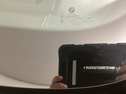 Used 2024 BMW X4 M40i w/ Premium Package image 16